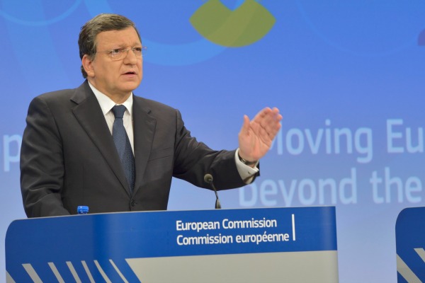 La Commission examine les réformes de la France